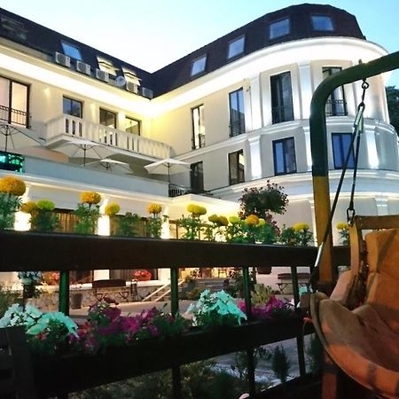 סוקהום Spa Hotel Karakas מראה חיצוני תמונה
