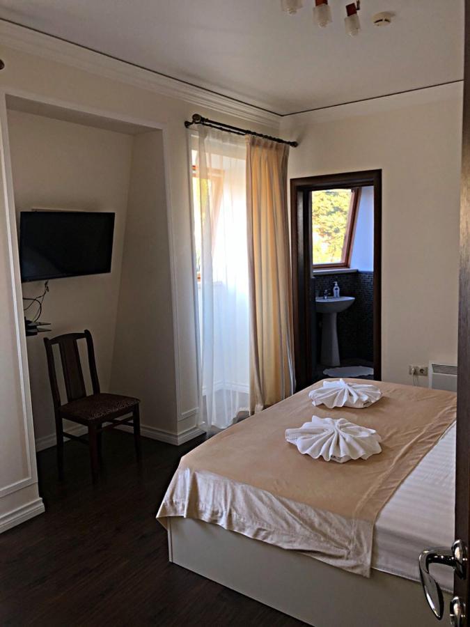 סוקהום Spa Hotel Karakas מראה חיצוני תמונה