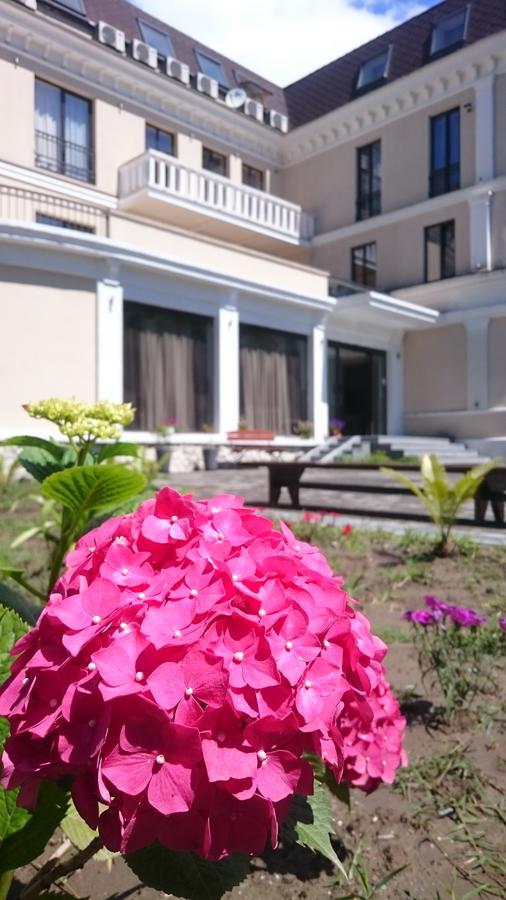 סוקהום Spa Hotel Karakas מראה חיצוני תמונה