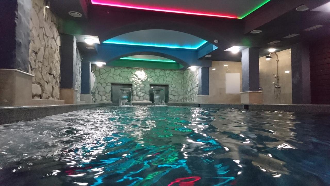 סוקהום Spa Hotel Karakas מראה חיצוני תמונה