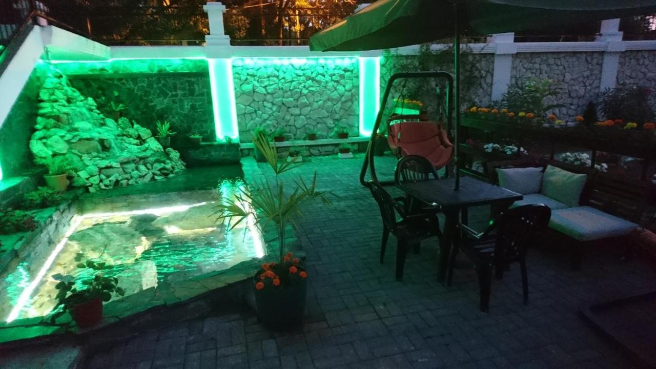 סוקהום Spa Hotel Karakas מראה חיצוני תמונה