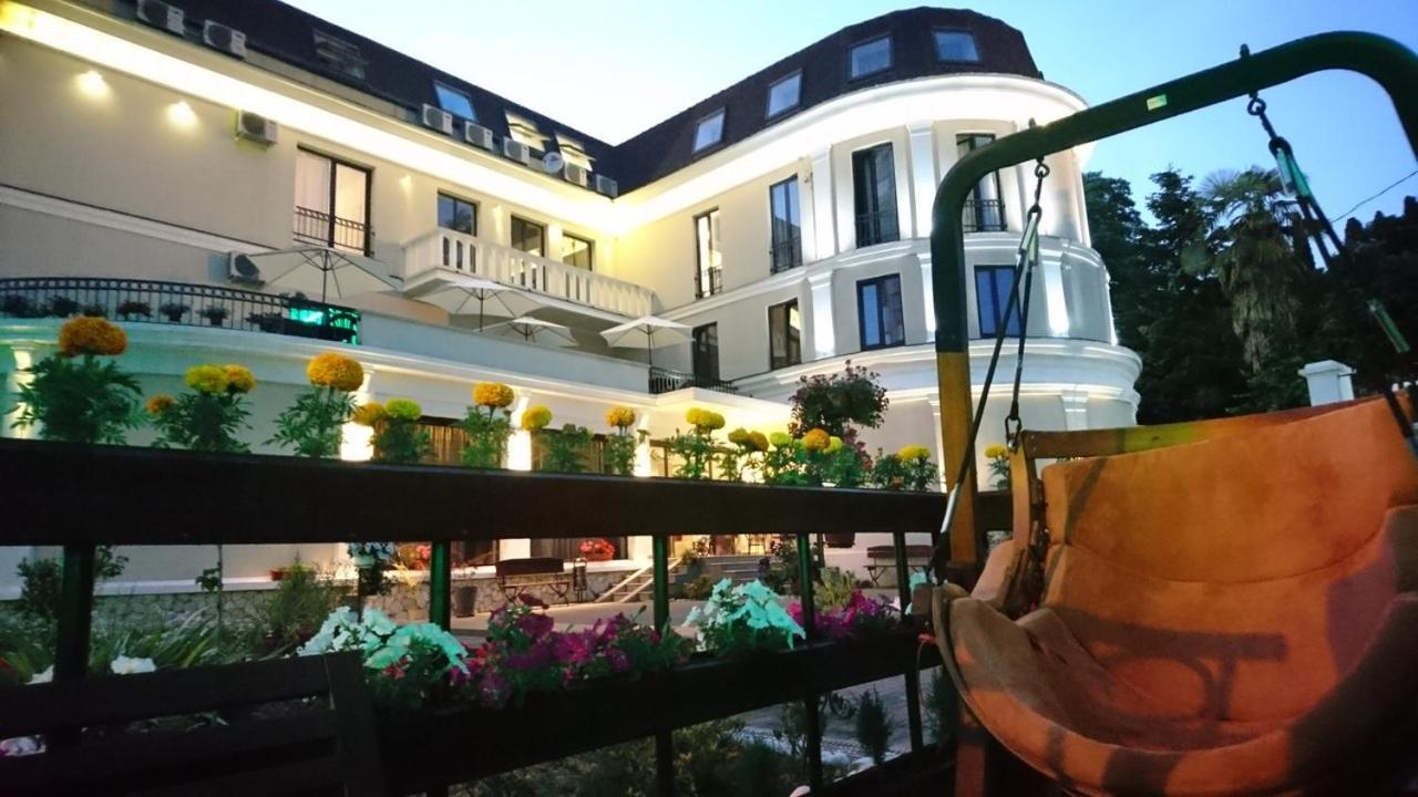 סוקהום Spa Hotel Karakas מראה חיצוני תמונה
