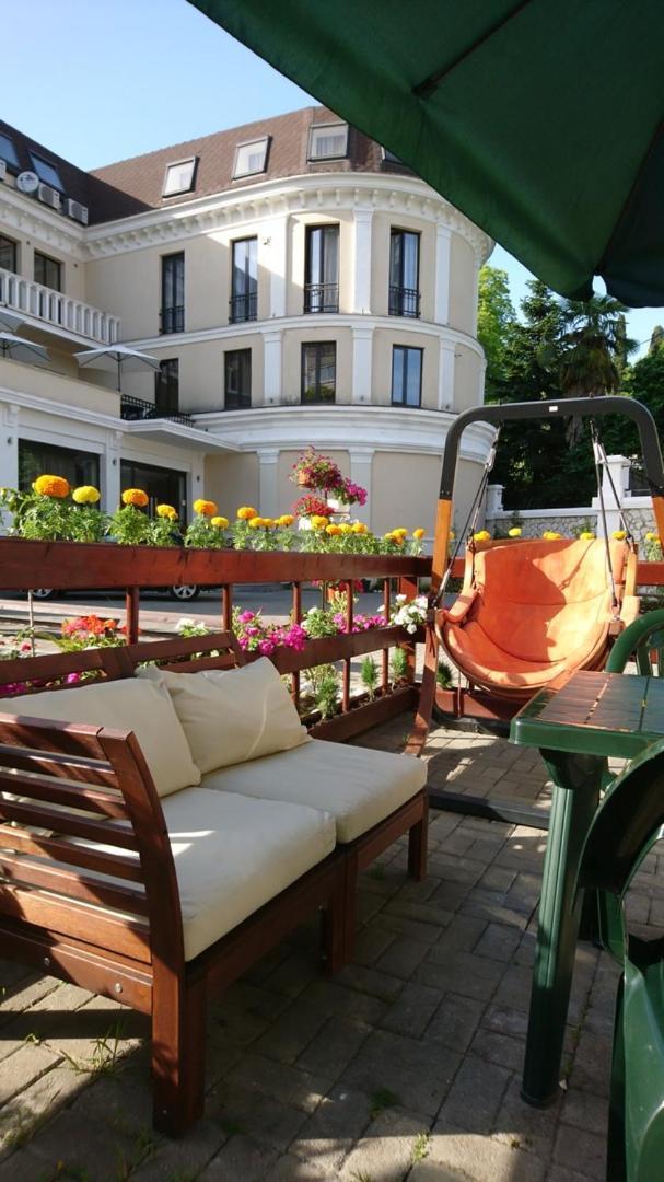סוקהום Spa Hotel Karakas מראה חיצוני תמונה