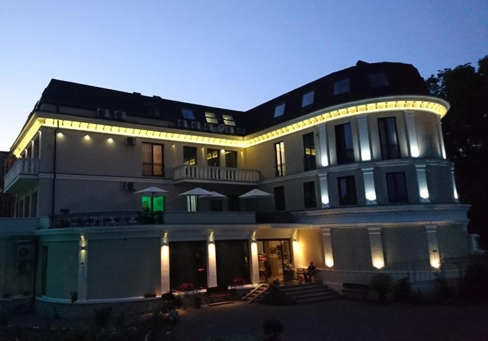 סוקהום Spa Hotel Karakas מראה חיצוני תמונה