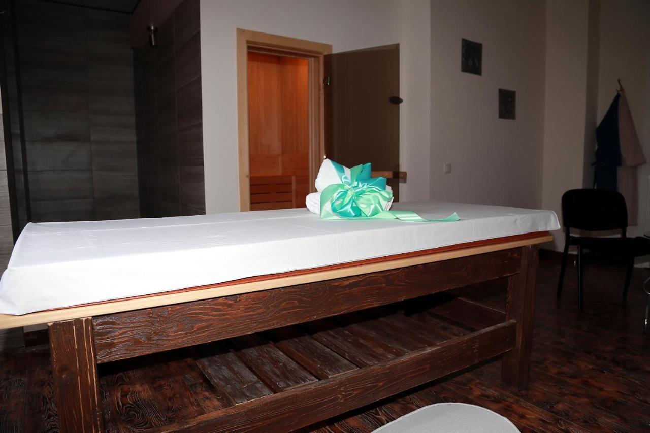 סוקהום Spa Hotel Karakas מראה חיצוני תמונה